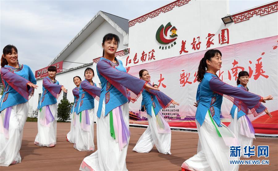 （聚焦歷史性成就和變革·特稿·圖文互動(dòng)）（6）激揚(yáng)新時(shí)代的中國文化——我國五年來文化發(fā)展成就巡禮 